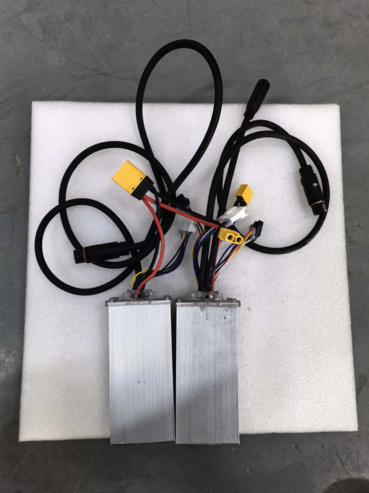 ZorixBike is suitable for dual motor controllers